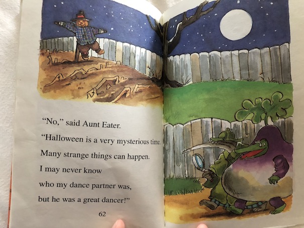 AuntEatersHalloweenScarecrow